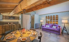 Corte Rubbi 10 Luxury Three-Bedroom Apartment -Dimora Italia -